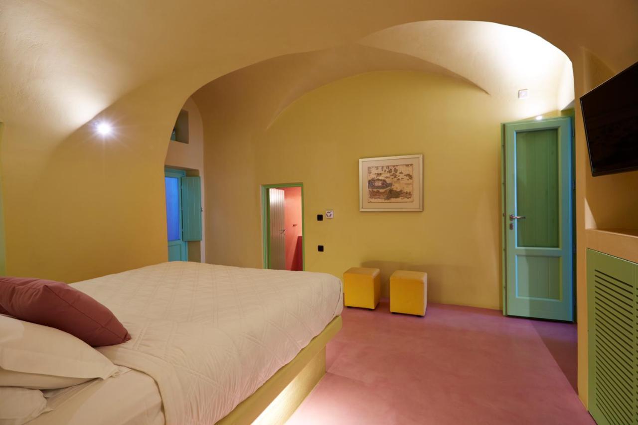 Caldera Gem Suites Fira (Santorini) Bagian luar foto